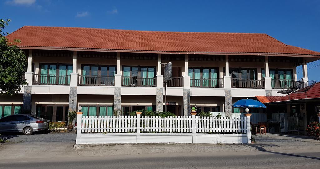 Mm House Hotel Koh Samui Buitenkant foto