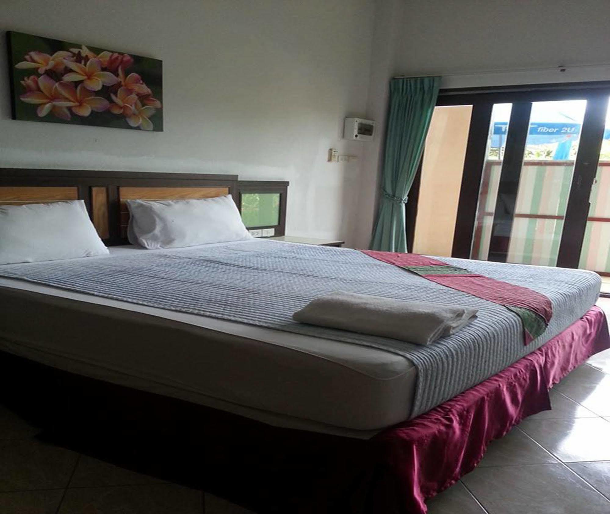 Mm House Hotel Koh Samui Buitenkant foto